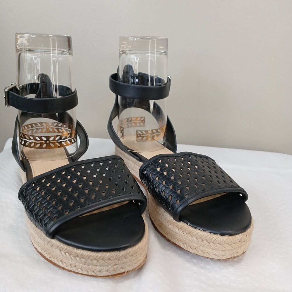 VINCE CAMUTO BLACK BASKETWEAVE ESPARDRILLE ANKLE STRAP PLATFORM SANDAL, SIZE 9